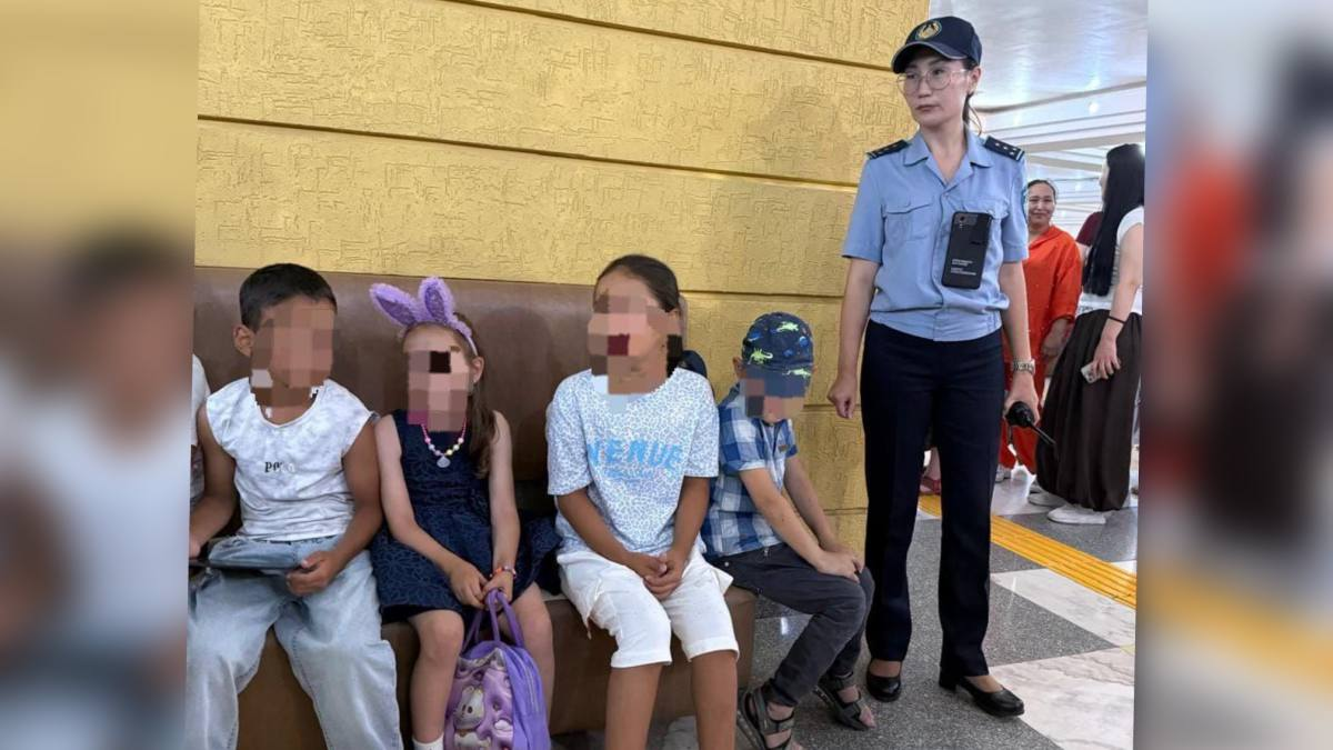 Полицейские помогли 59 детям найти родителей на концерте в Темиртау 