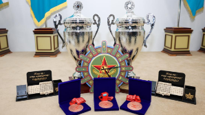 В Астане наградили победителей чемпионата по плаванию среди военнослужащих