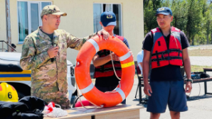 Спасатели МЧС Казахстана проводят Дни безопасности в лагерях