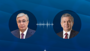 Токаев поздравил президента Узбекистана с днем рождения