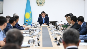 «Не доводите до жалоб»: аким Алматы потребовал оперативно устранять коммунальные недоработки в городе