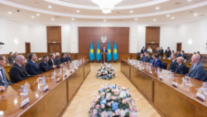 По поручению Президента Казахстана вручены госнаграды работникам транспортной отрасли