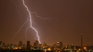 Как защитить себя в грозу, рассказали в МЧС РК 