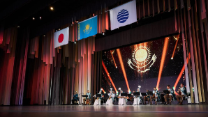 Флаг Казахстана подняли в Японии в честь Национального дня РК