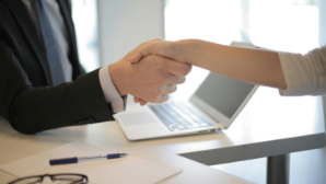 В Казахстане продолжается трудоустройство выпускников на молодежную практику