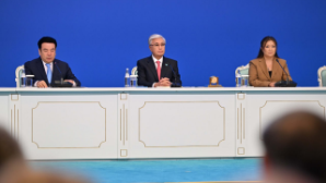 Президент Токаев принимает участие в республиканской Августовской конференции учителей 