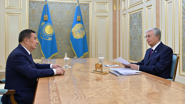 Токаев принял акима Акмолинской области Марата Ахметжанова