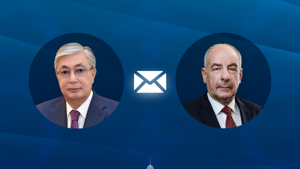Токаев поздравил президента Венгрии с Днем Святого Иштвана
