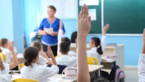 Августовская конференция: в Жетісу наградили 90 сотрудников образовательной сферы