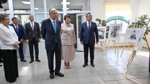 Глава государства посетил школу-гимназию №33 имени Кемеля Токаева в Бишкеке