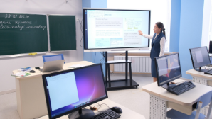 Безопасность и интернет: в Алматы усиливают цифровую и образовательную инфраструктуру в школах и детсадах