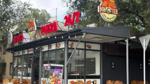 В Алматы сносят очередную незаконную пристройку