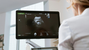 Барьеры для внедрения ИИ-стартапов в здравоохранении снимут в Казахстане