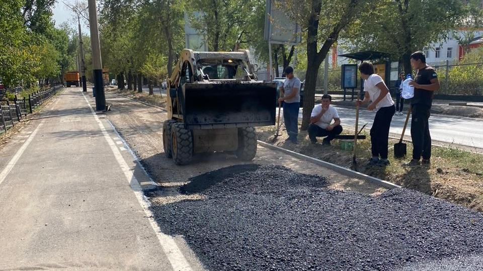 Дархан Сатыбалды поручил усилить контроль за коммунальными службами и дорожными ремонтами в Алматы