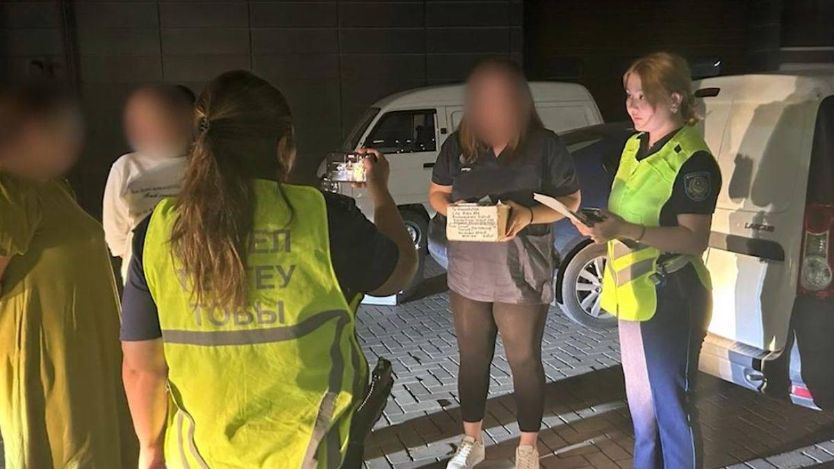 Полиция пресекла канал доставки психотропных веществ в Алматы