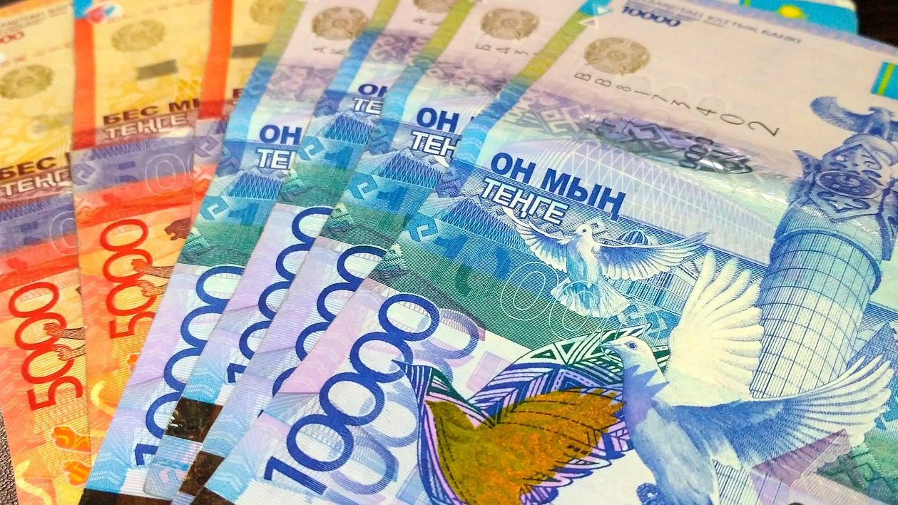 В Казахстане выявлены массовые задержки выплат взыскателям