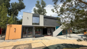 В Алматы открывается первый в Казахстане бокс-парк из морских контейнеров