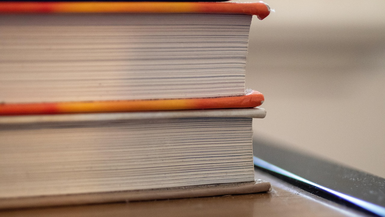 В школах Казахстана начнется апробация новых учебников