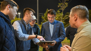Аким города Алматы ознакомился с темпами работ по освещению мегаполиса
