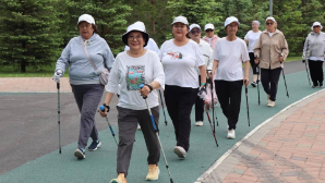 Тысячи астанчан приняли участие в праздновании Дня пожилого человека