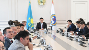 Аким Алматы рассмотрел 8 проектов для развития ключевых отраслей экономики