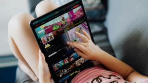 В СКО полицейские учат детей распознавать опасность в интернете