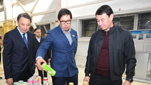 Аким Алматы посетил ведущие производственные и IT-площадки города