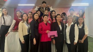 Студенты алматинских колледжей посетили дом престарелых в честь Дня пожилых людей