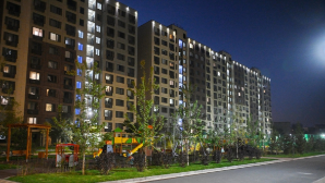 Жители Auezov City получили ответы на проблемные вопросы от акима Алматы