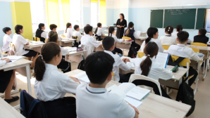 Около 7 тысяч педагогов проходят курсы повышения квалификации в Казахстане 