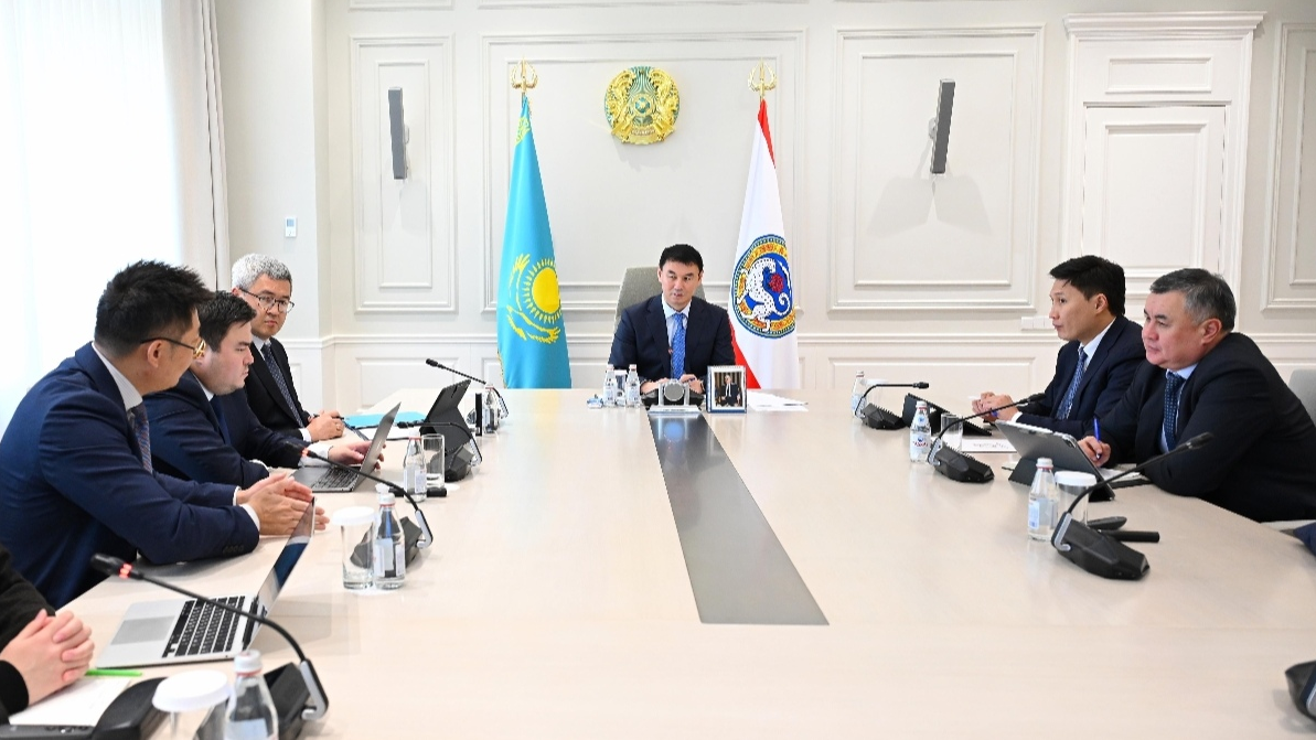 Аким Алматы встретился с генеральным директором по странам СНГ китайской компании iFLYTEK