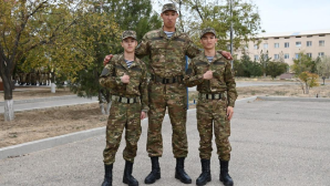 Самый высокий солдат служит в морской пехоте Казахстана