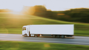 Казахстан упрощает международные автоперевозки и внедряет цифровой контроль