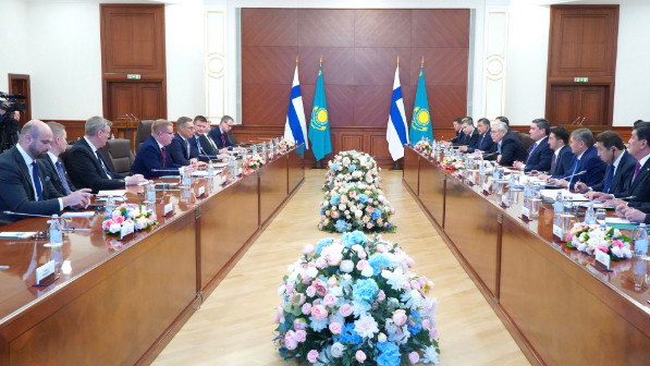 Бектенов обсудил с президентом Финляндии развитие сотрудничества