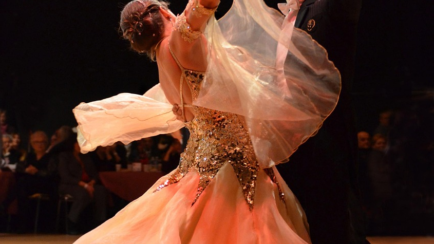 Казахстан представил свою школу танца на сцене ГИТИСа