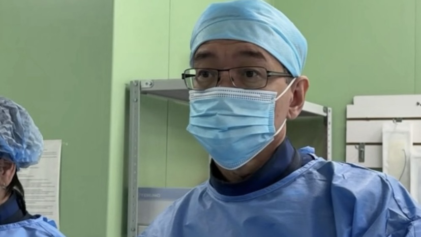 «Без боли и без шрама»: в Алматы 83-летней пациентке заменили аортальный клапан по технологии TAVI