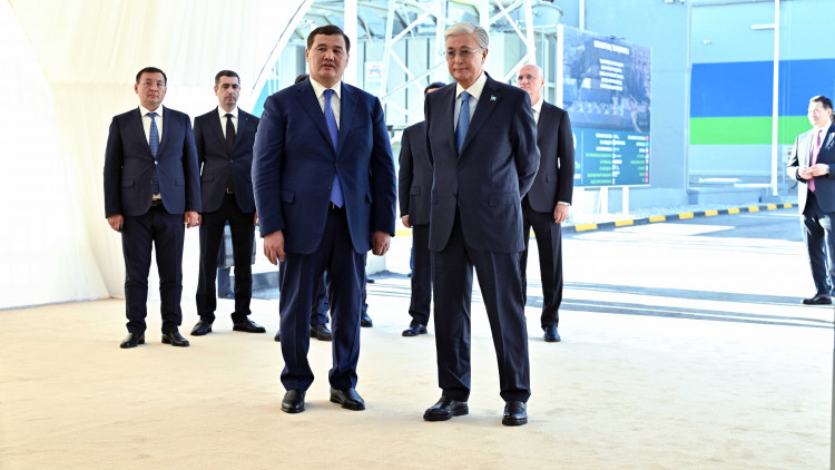 Глава государства посетил новую ТЭЦ