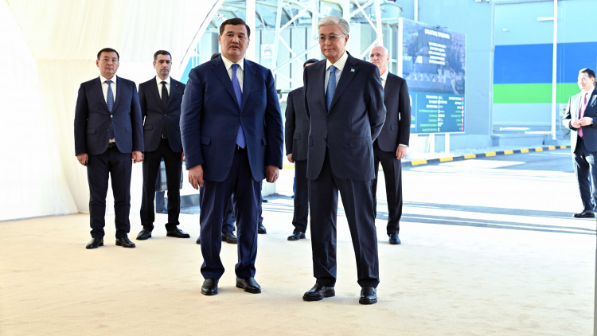 Глава государства посетил новую ТЭЦ