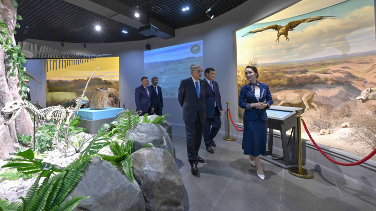 Глава государства побывал в историко-краеведческом музее Кызылординской области