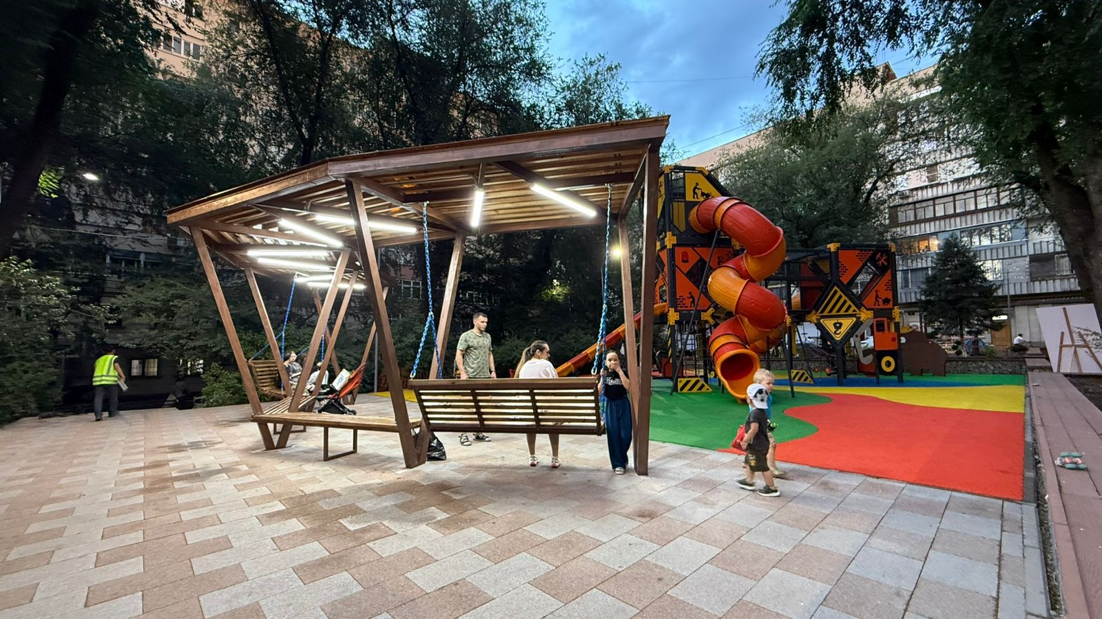 «Бюджет народного участия»: завершены все проекты в Алмалинском районе Алматы