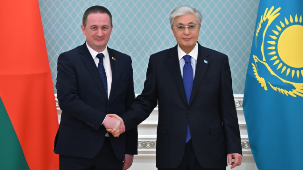 Глава государства принял Премьер-министра Беларуси Александра Турчина