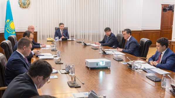 Олжас Бектенов провел совещание по развитию аэропорта Астаны