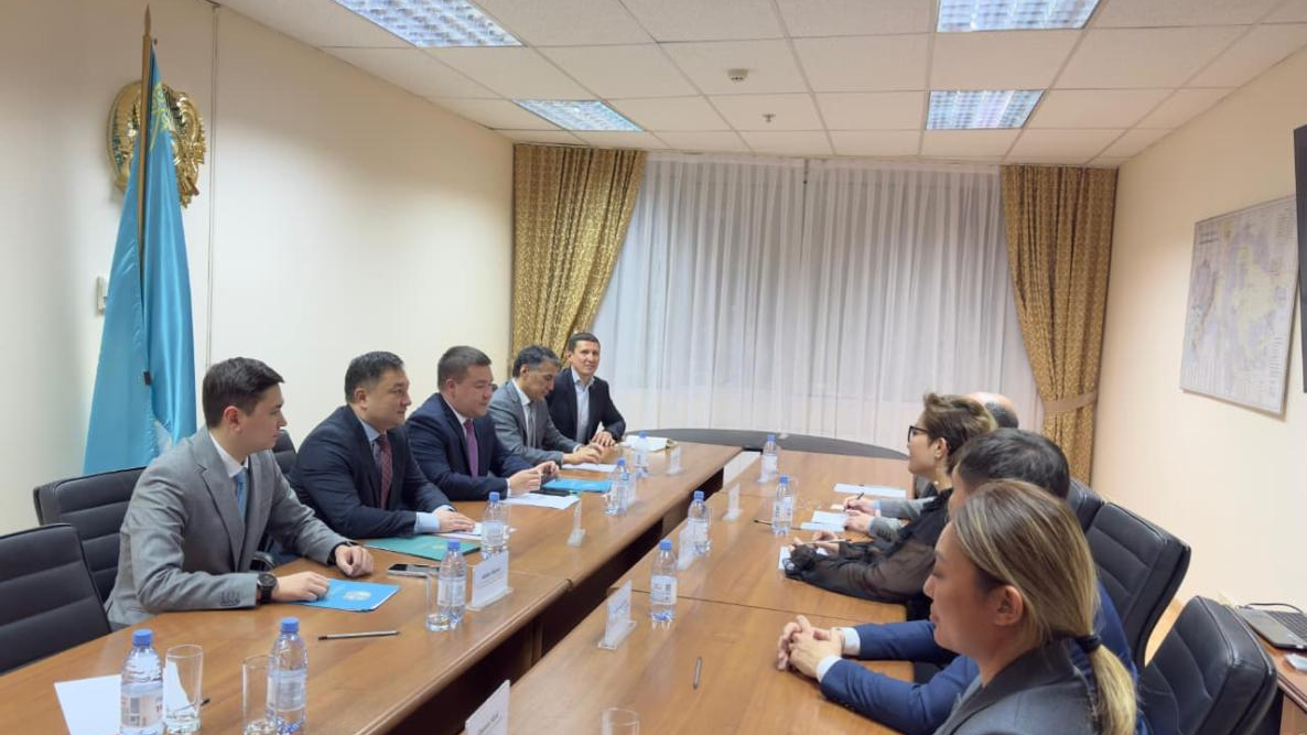 Казахстан планирует реализовать проект по производству устойчивого авиационного топлива SAF