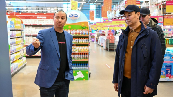 Аким Алматы проверил работу ярмарок и торговых сетей в рамках стабилизации цен на продукты