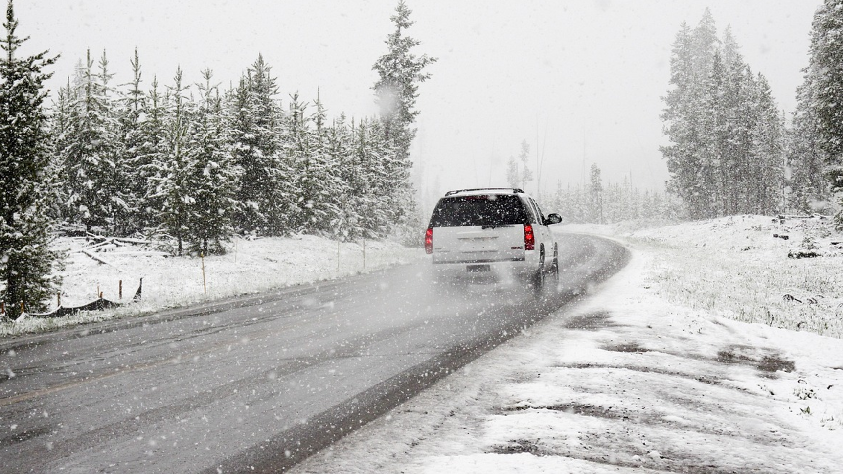 В области Абай введены ограничения на движение транспорта