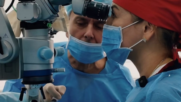 Травма глаза при ремонте автомобиля: офтальмологи ЦГКБ спасли зрение пациента
