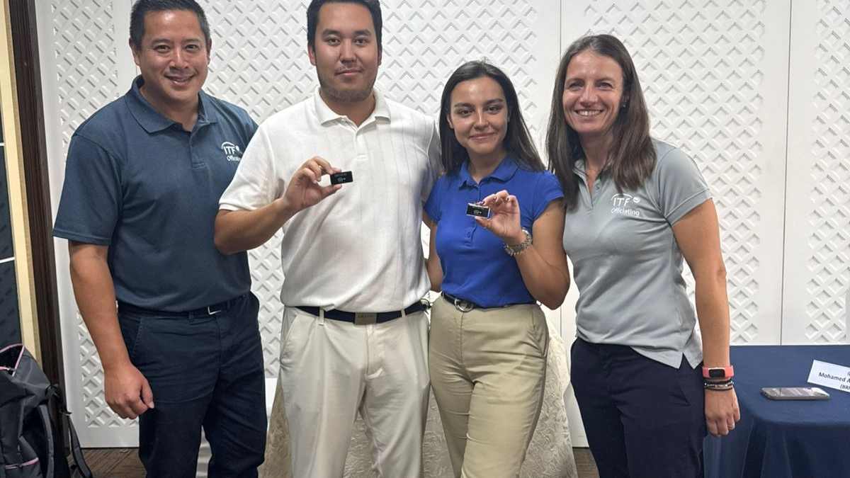 Судья из Алматы Эльвира Исламгалиева получила международный теннисный значок ITF