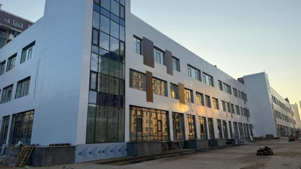 В Бостандыкском районе Алматы завершается строительство новой поликлиники