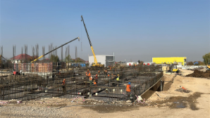 В Наурызбайском районе Алматы строятся 2 новые поликлиники и 3 ФОКа