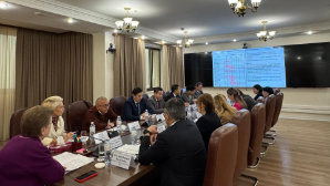 В Казахстане обсудили страхование врачей и новые механизмы поддержки пациентов